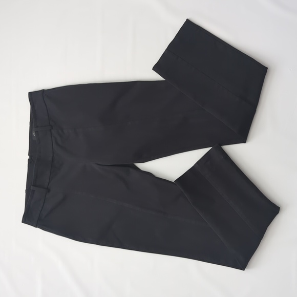Ann Taylor Back Zip Seamed Slim Straight Stretch Pant size 8 Black - Picture 9 of 10